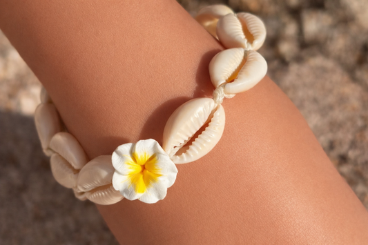 white cowrie shell anklet