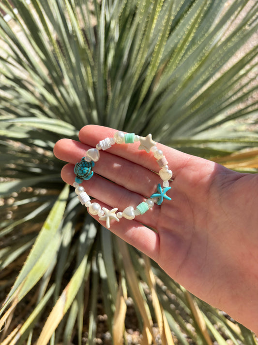 The coastal flair bracelet